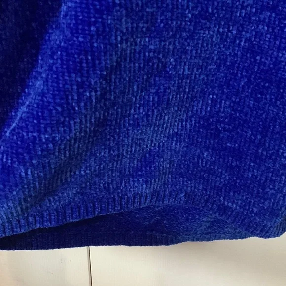 Express Cobalt Blue Chenille 3/4 Sleeve Cropped Loose Fit Sweater US Small - Picture 10 of 13